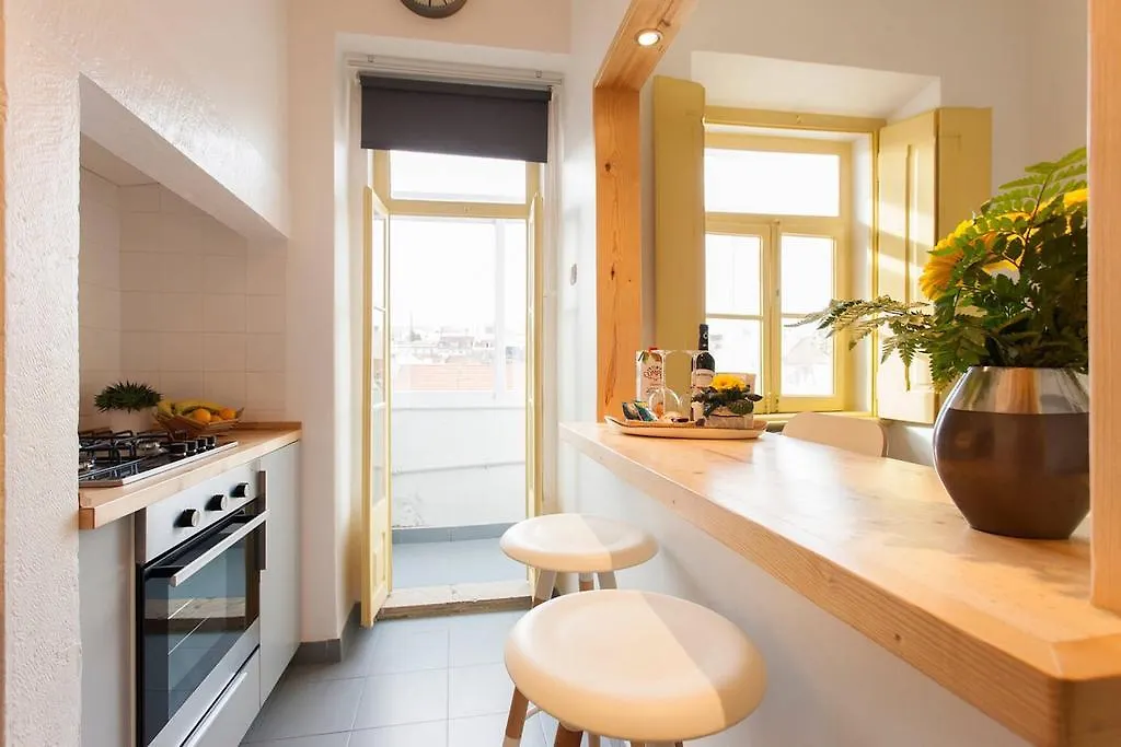 Lisboa Escadinhas Das Olarias Apartment 0*,  البرتغال