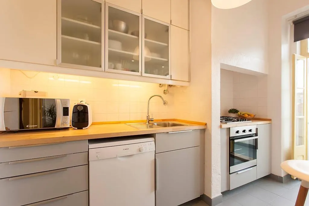 Lisboa Escadinhas Das Olarias Apartment البرتغال